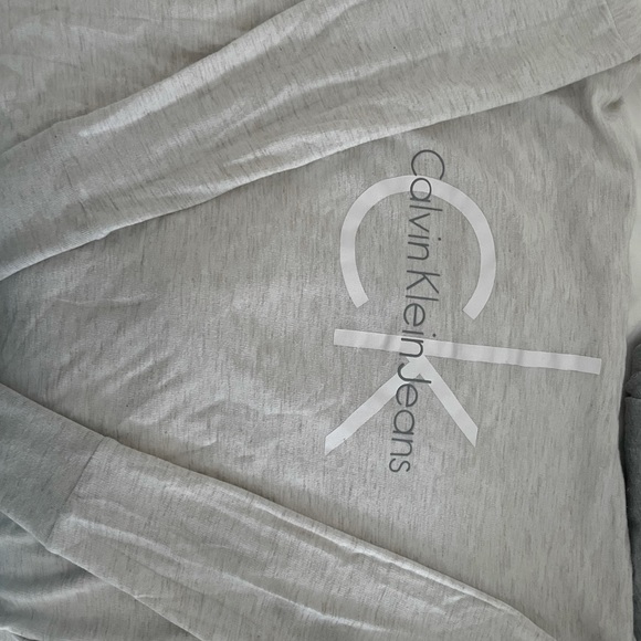 Calvin Klein cream hoodie - Picture 2 of 3